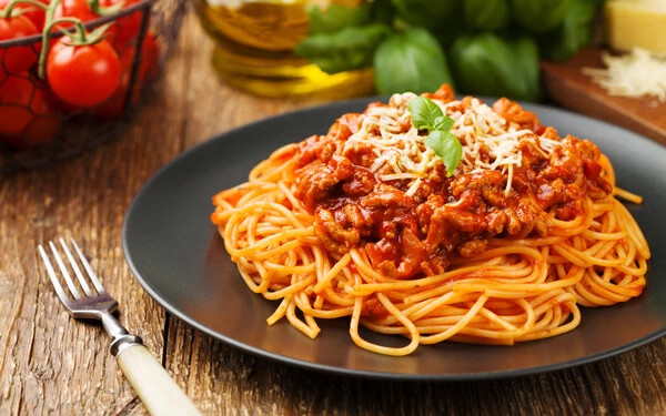 A spagetti eredetéről a spagetti napján