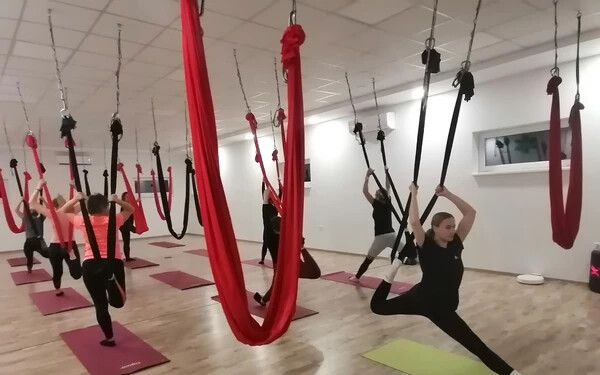 Rekordra készülnek a nemeshodosi akrobata lányRekordra készülnek a nemeshodosi akrobata lányokok